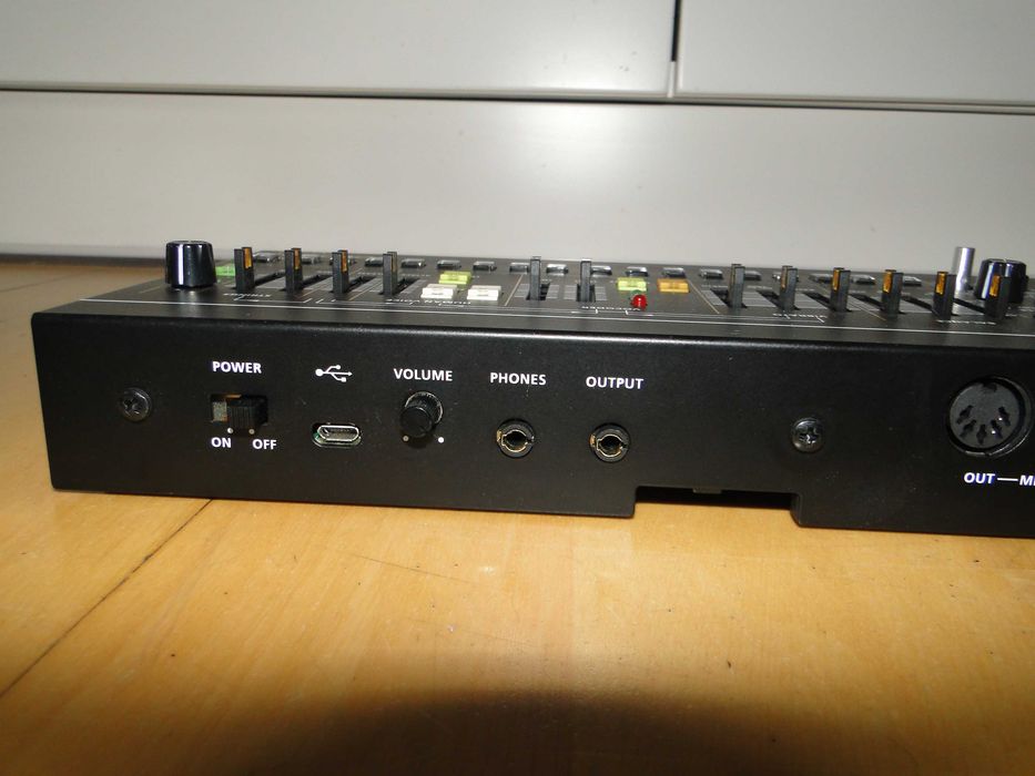 Syntezator Wokalowy Vocoder ROLAND VP-03 BOUTIQUE.Jak Nowy.Okazja