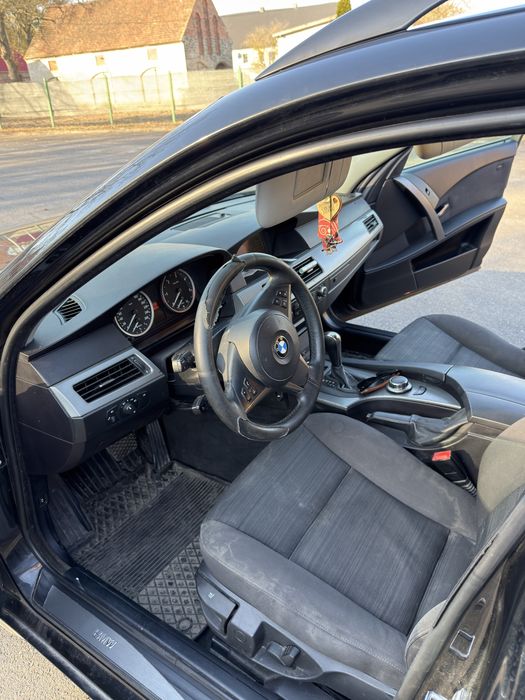 BMW E61 2.0 163km/duża navi/xenon/automatyczne wycieraczki/pdc