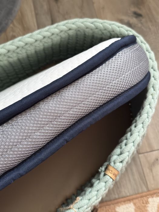 Alcofa para bebe  com colchão