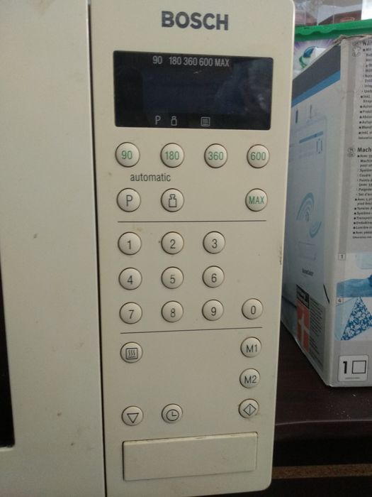 Микроволновая печь BOSCH HMT842K