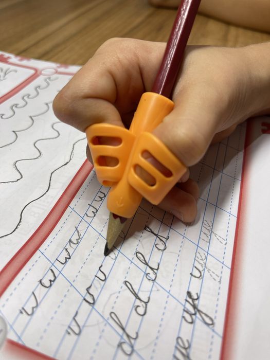 Тренажер для постановки письма, насадка на ручку, держатель карандаша