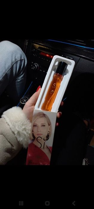 Perfume Si intense da Giorgio Armani