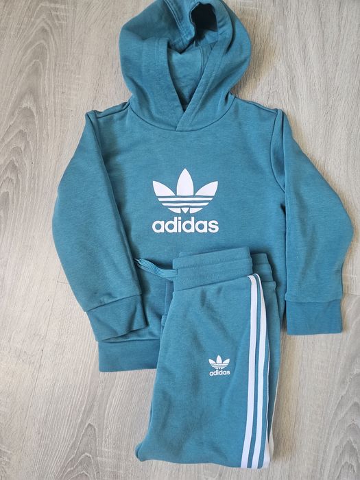 Dres kompletny adidas