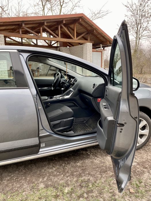 Продам Peugeot 3008