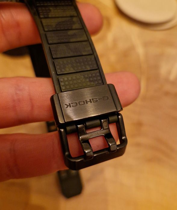 Casio G-Shock GST-B300XB-1A3ER  oryginalny