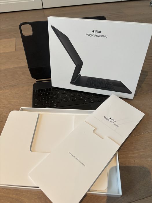 Apple Magic Keyboard do Ipad Air 11 cali