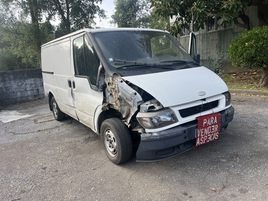 Ford transit 2.0 tddi 100 CV  3lug Ano 2004