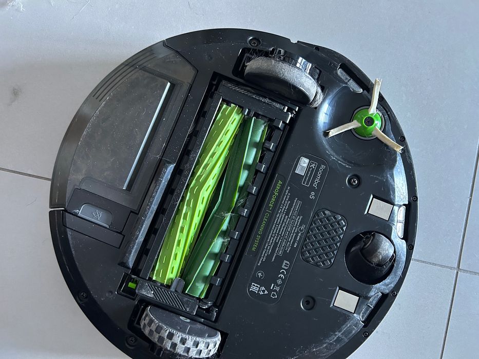 Aspirador iRobot Roomba E5