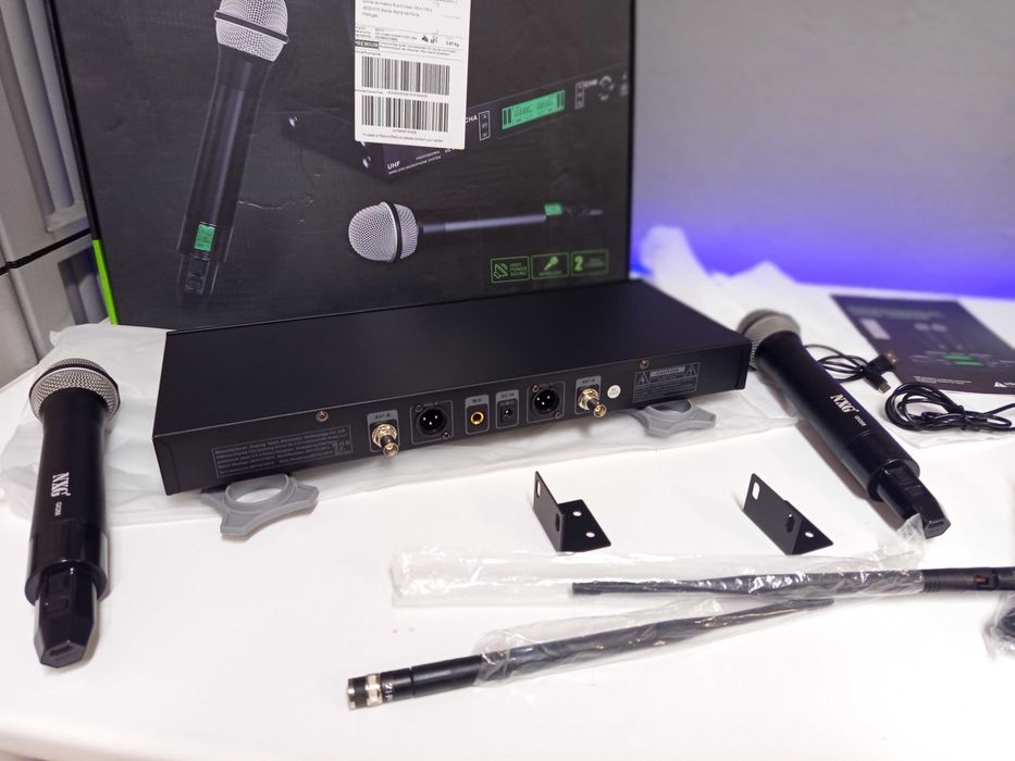 Microfones Profissional 2 Canais / Novo