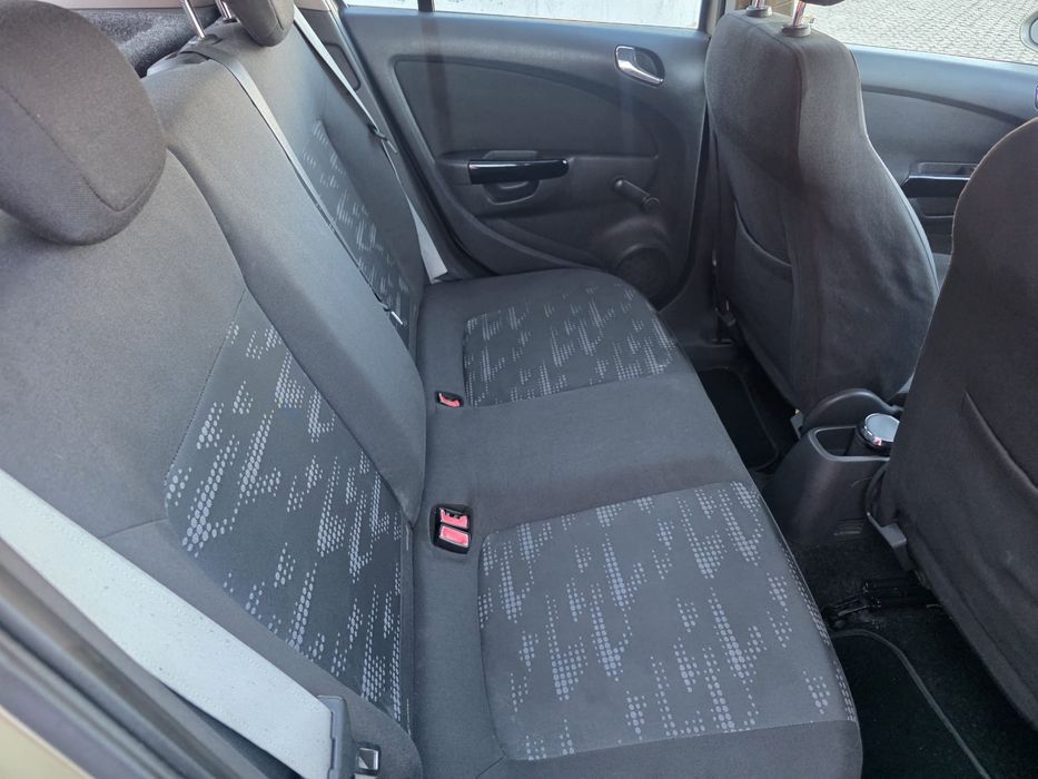 Opel Corsa D 16v