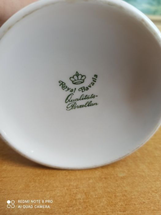 Elegancki wazon porcelanowy Royal Bavaria – biała porcelana