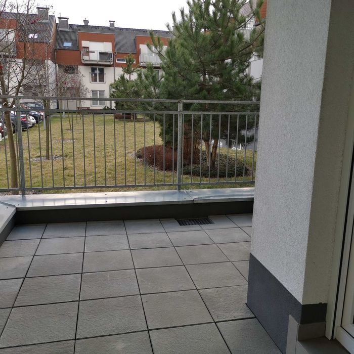 Duża kawalerka z tarasem
