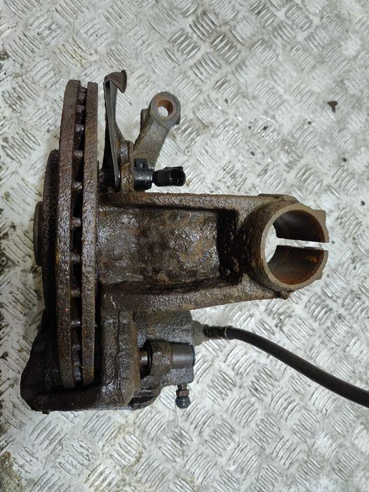 Volkswagen Bora Golf IV Audi A3 8L Seat Leon I 1.6 B Zwrotnica Prawa Przednia Prawy Przód