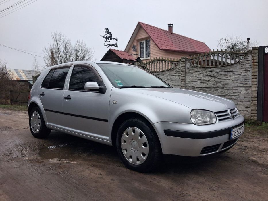 Продам Volkswagen Golf 4 1.4 16 V