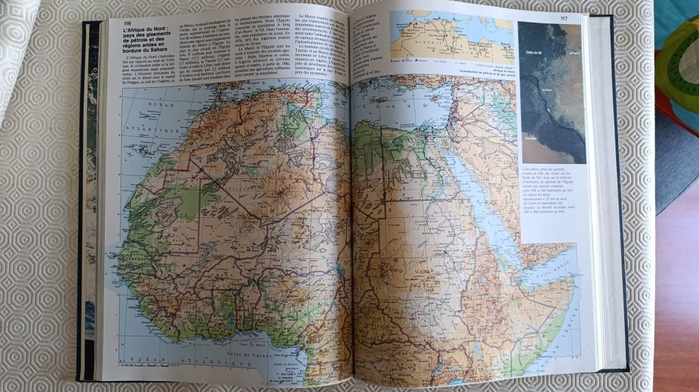 Atlas Mundial em francês