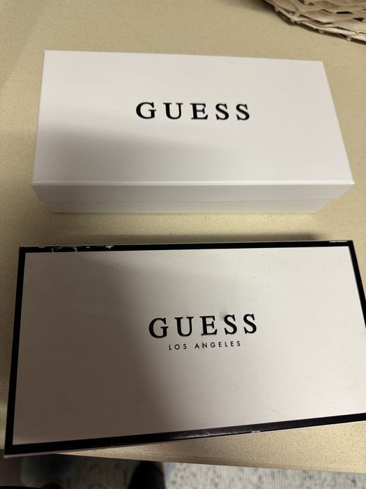 Carteira Guess colorida