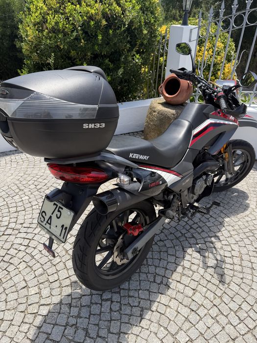 Vendo mota Keeway TXM 125 Supermotard – 2016 – Apenas 5.000 km – Como Nova
