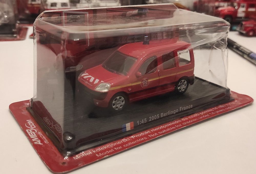 Model w skali 1:45 Citroen Berlingo France 2005 (M16)