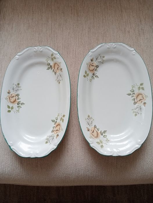 Chodzież - półmisek porcelanowy (2 szt).