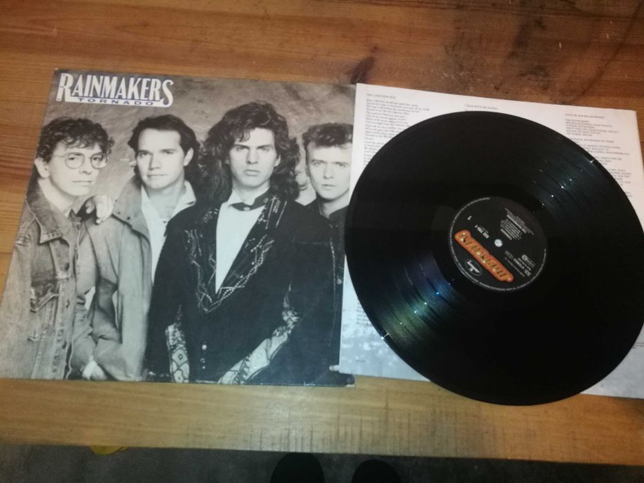 Rainmakers (Alternativo) - Tornado LP
