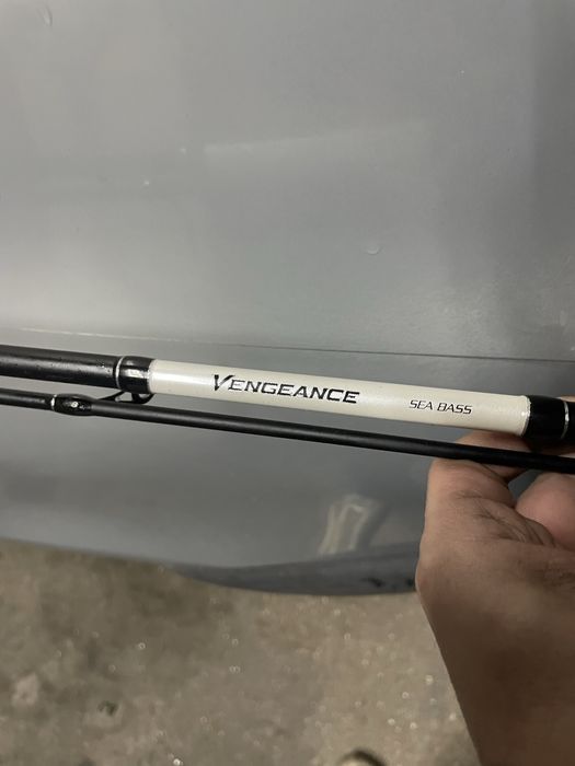 Conjunto Spinning Shimano e Daiwa Ninja LT 2500 – URGENTE