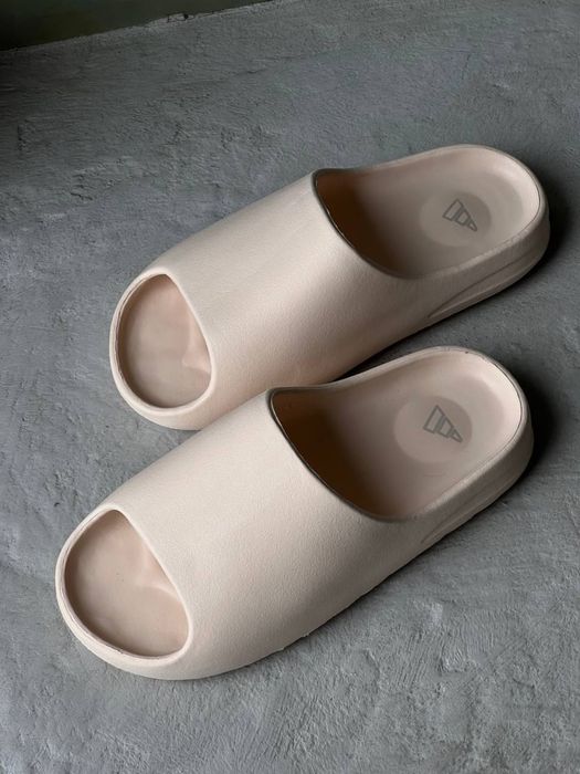 Klapki Yeezy Slide bone white 36-45