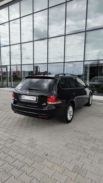 Продам Volkswagen Golf VI,  1.6 tdi, MATCH