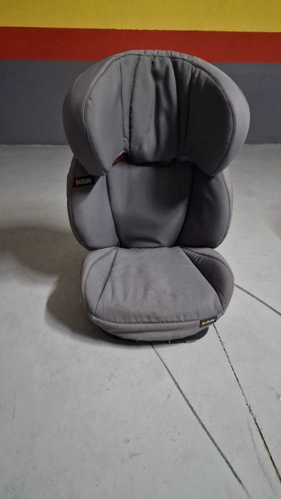 Cadeira Be Safe dos 4 aos 12 anos com ISOFIX