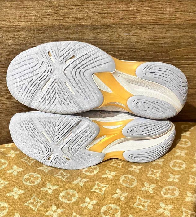 Asics Netburner Ballistic 4 Оригінал Волейбольні