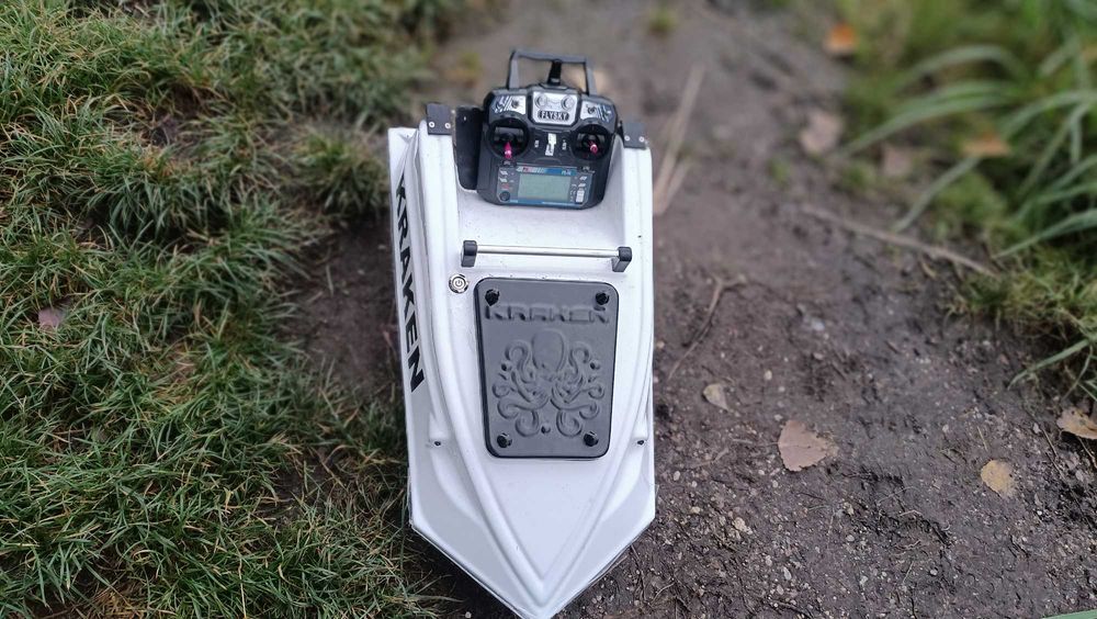 łódki zanętowe gps