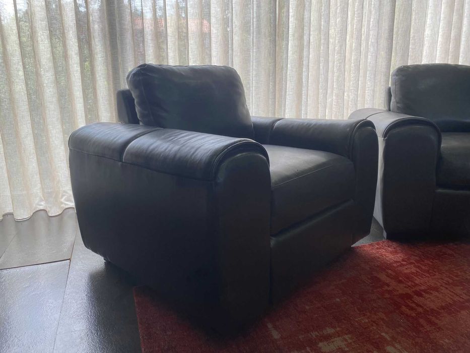 Conjunto de 2 Cadeirões