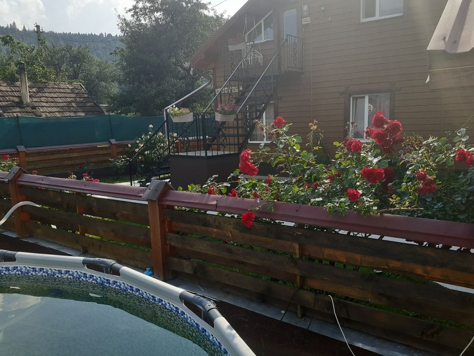 Здається приватна садиба з басейном +чан(Тухля)