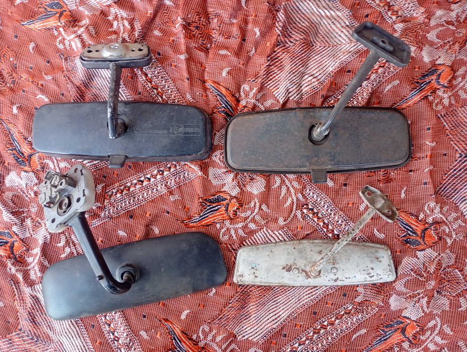 Зеркало заднего вида