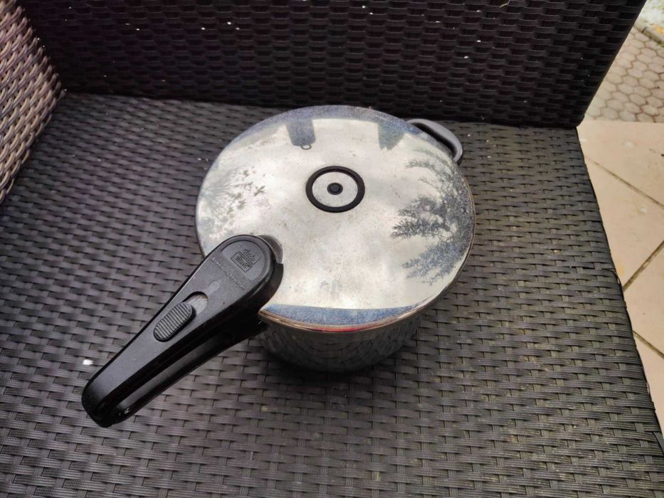 Szybkowar Fissler 6L