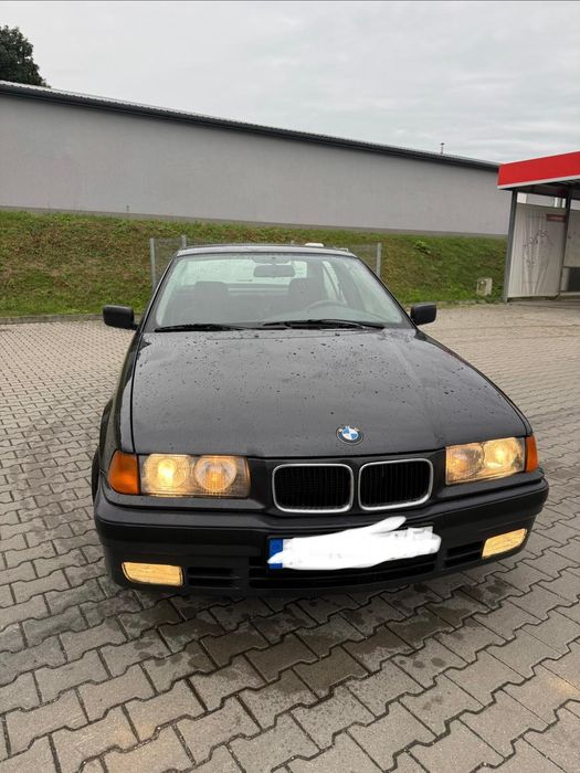 BMW E36 z Włoch  80 tyś silnik 20 150 km