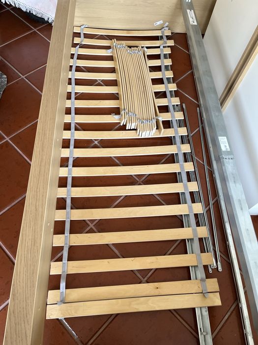 Cama Malm 4 gavetas