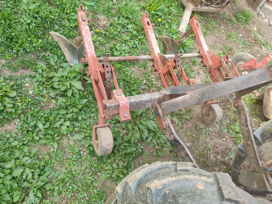 продам трактор янмар fx24d з усіма плугами і прицепом