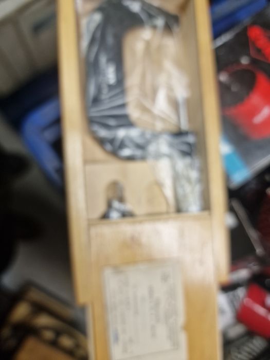 Mikrometry,wysokościomierze i inne narzedzia pomiarowe.