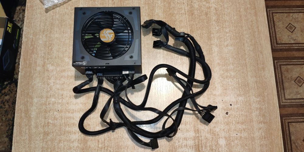 Блок живлення Seasonic FOCUS Plus Gold SSR-850FX (850W)