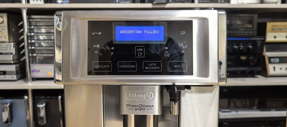 Кавові машини Delonghi PrimaDonna 1/2/3