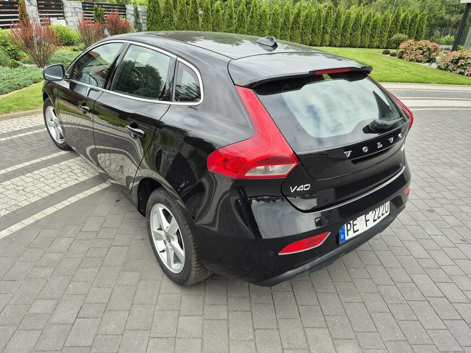 Volvo V40 2.0d 120km kamera navi  chromy