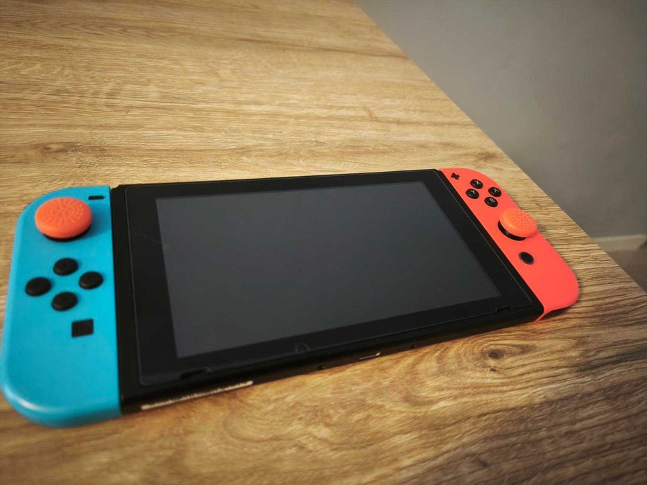 Nintendo Switch + Jogos + Acessórios - Pack Completo