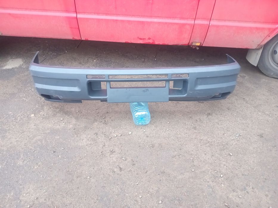 Продам бампер Iveco