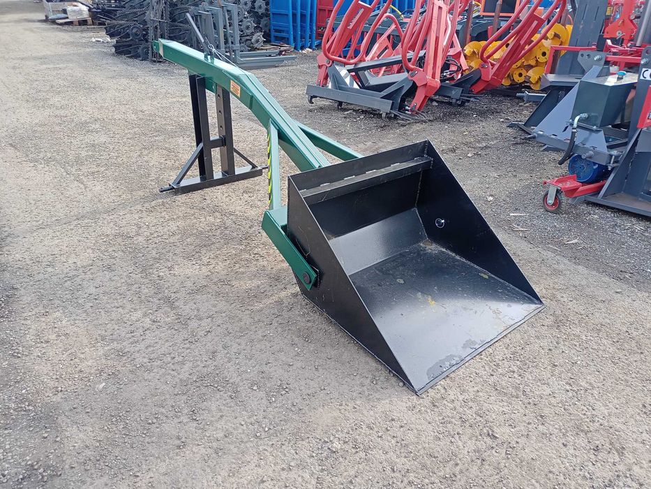 Ładowacz na tył ciągnika z łyżka lub widłami podnośnik na tylni TUZ