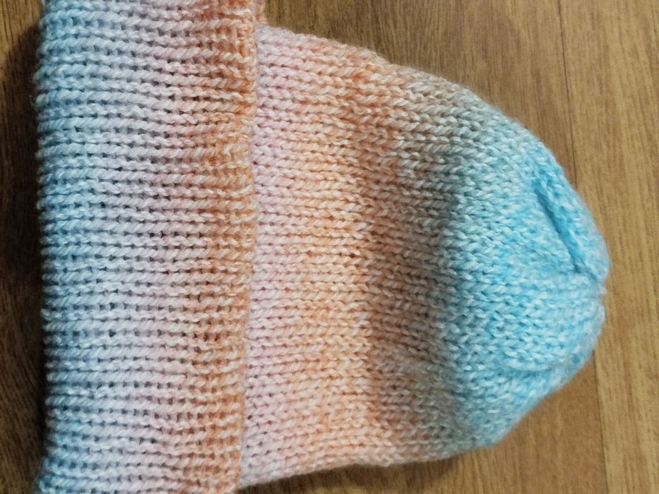 Nowa czapka cieniowana błękitna różowa podwójna