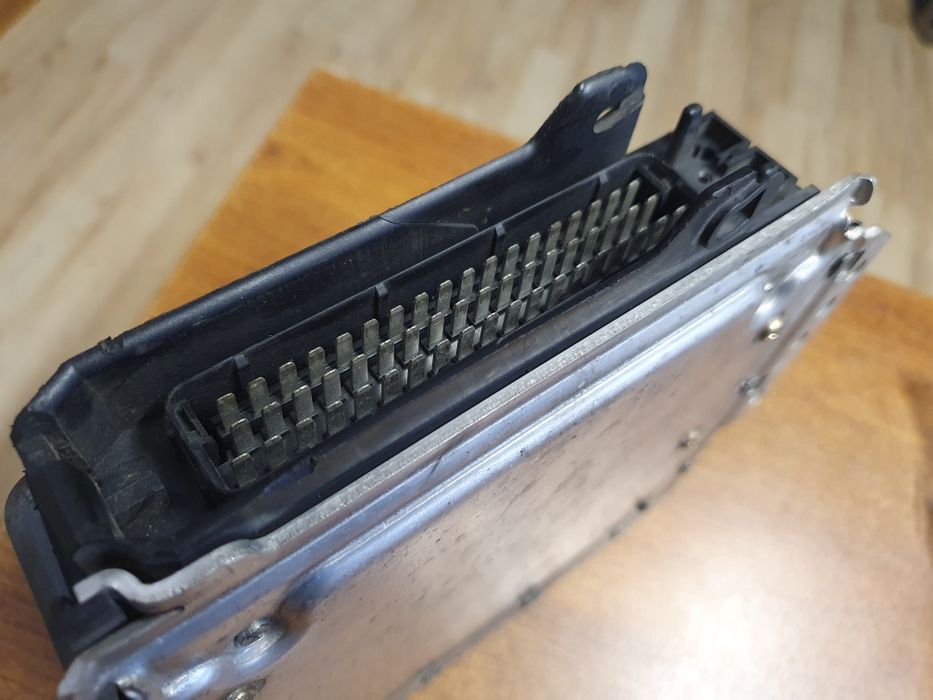 BMW E30 E34 323i 325ix 525ix Sterownik DME Komputer Silnika M20B25