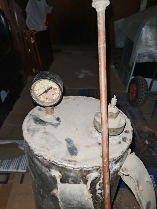 Продам самодельный опрыскиватель для сада, огорода.