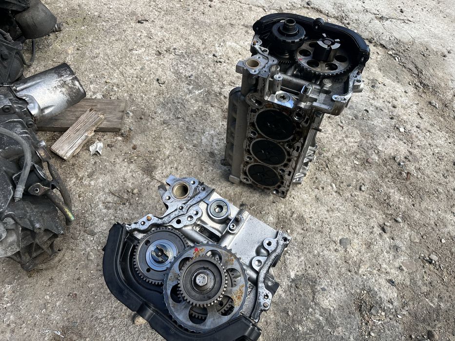 Glowica JEEP GRAND CHEROKEE 3.0 CRD 90352084F