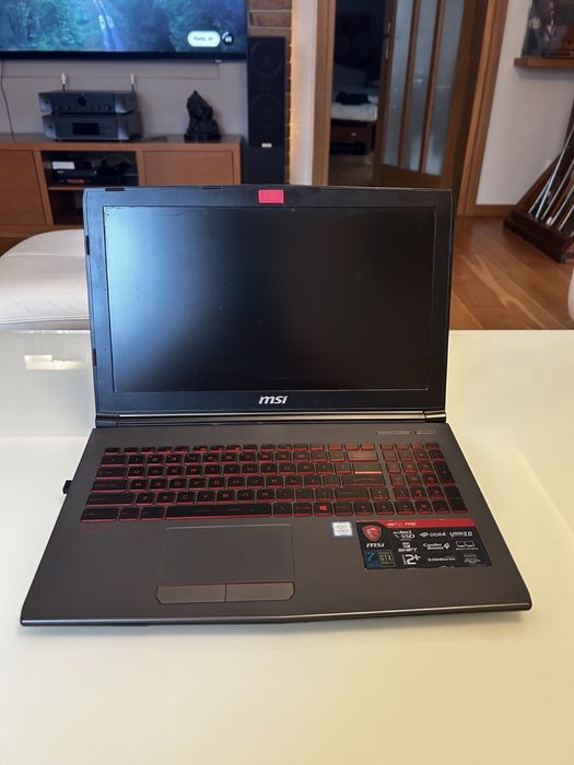 Laptop MSI  GV02 7RE
