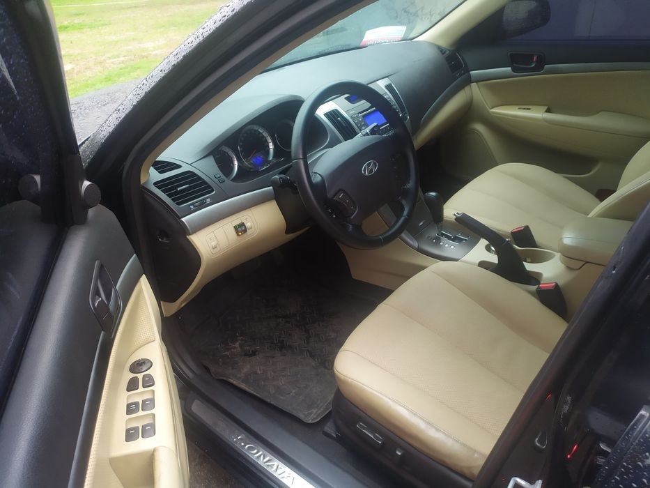 Hyundai Sonata 2.4  газ.бензин